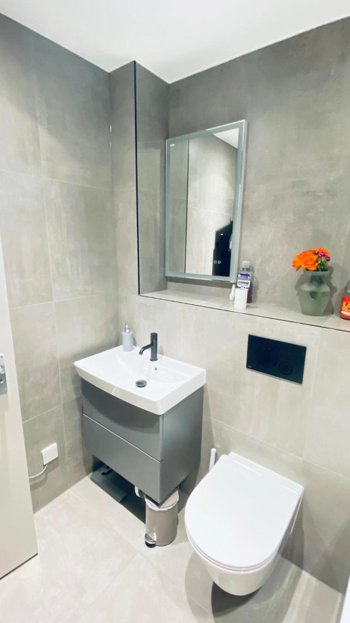 Shadwell - Walking Distance To Tower Bridge, Two Stations In Close Proximity Gazde/Camere de închiriat Londra
